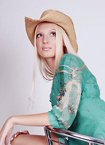 girl contacts - agency-scams.com