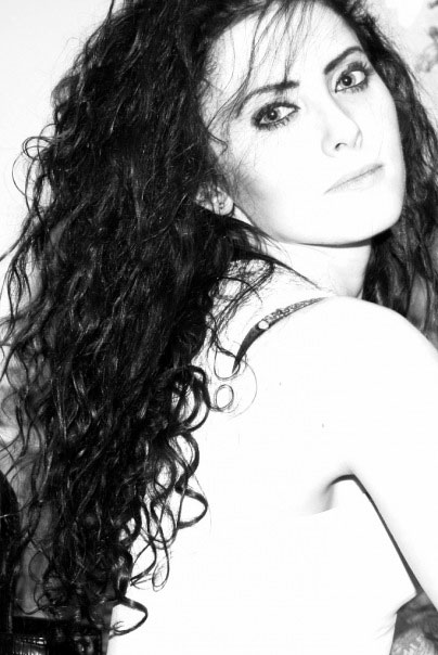 agency-scams.com - images of woman