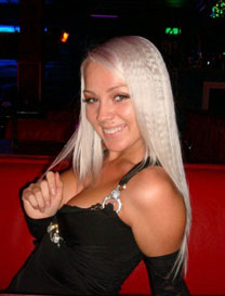 agency-scams.com - nice woman