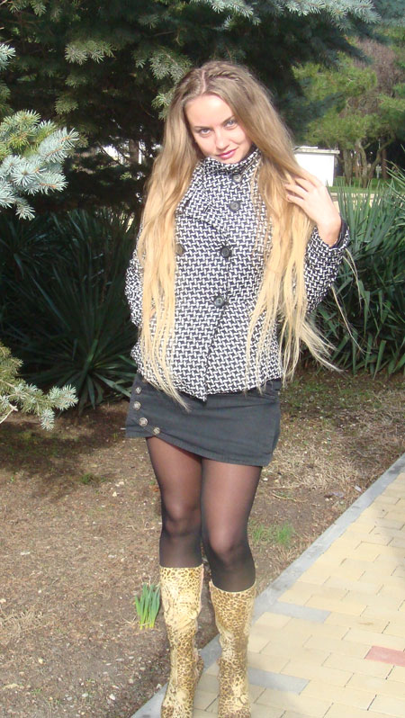 pictures of wonder woman - agency-scams.com