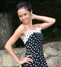 the most beautiful woman - agency-scams.com