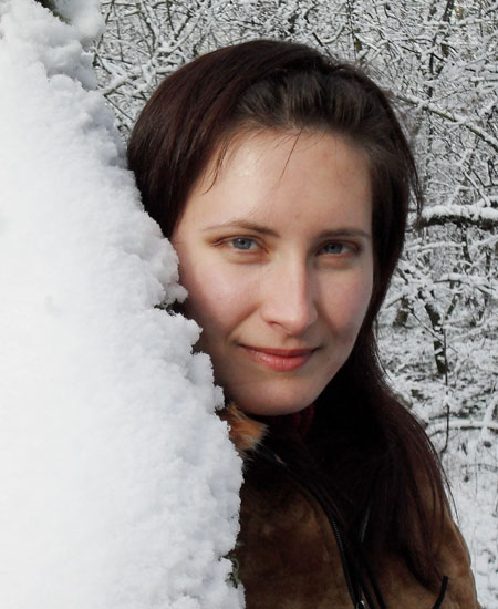 very beautiful woman - agency-scams.com