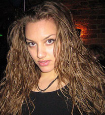 agency-scams.com - woman seeking man